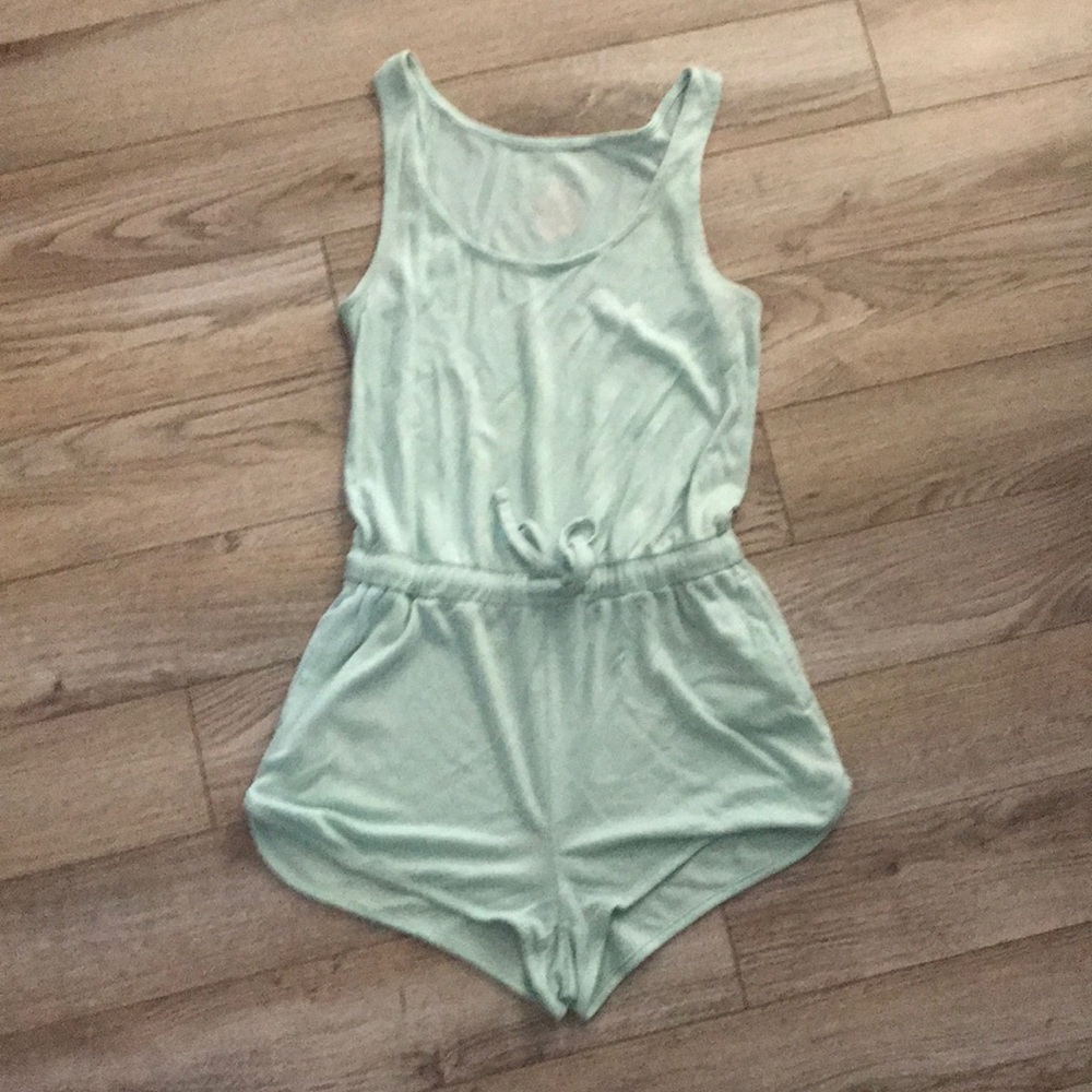 🚨Mint green romper